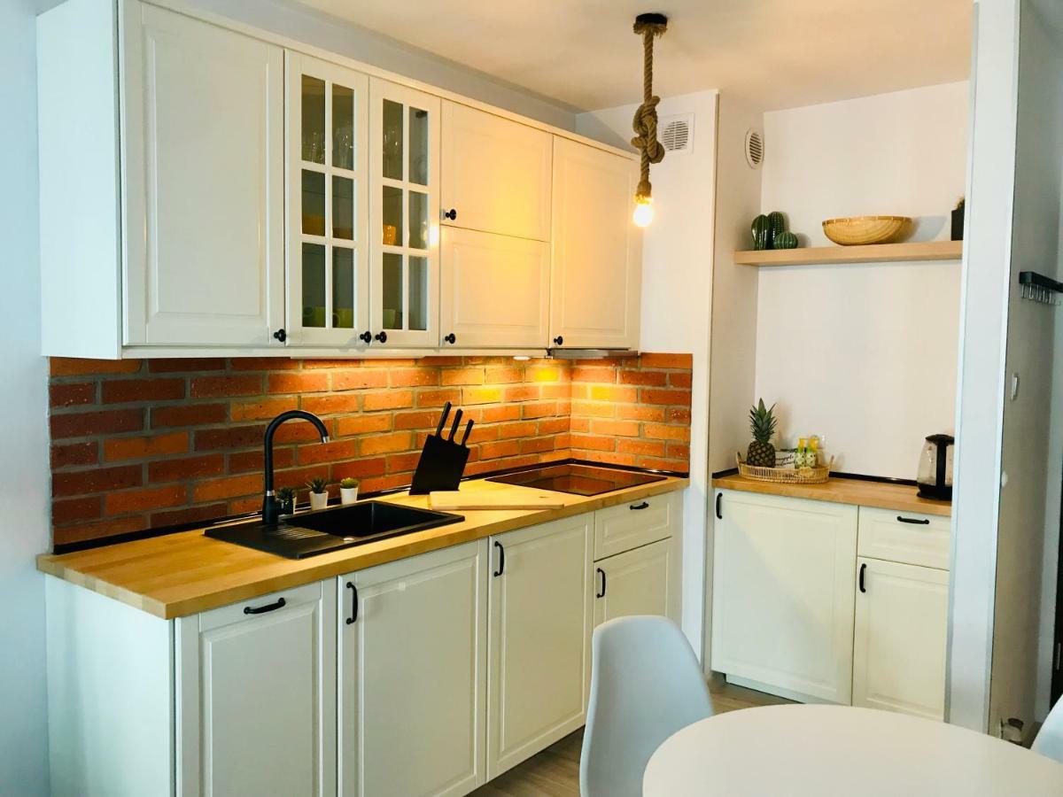 Pineapple Apartment โควอบเซก ภายนอก รูปภาพ